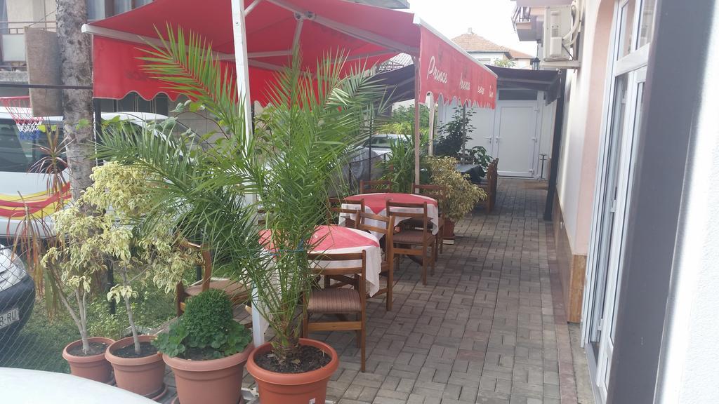 Hotel Montenegro Struga Exteriör bild