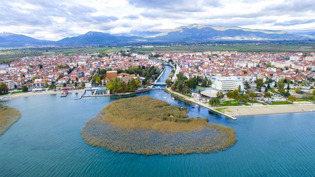 Hotel Montenegro Struga Exteriör bild
