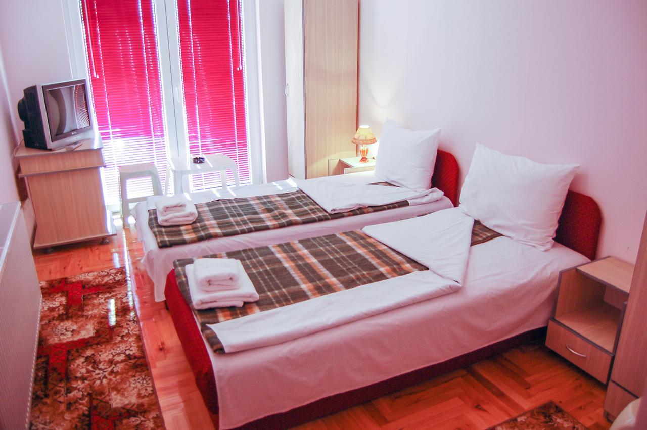 Hotel Montenegro Struga Exteriör bild
